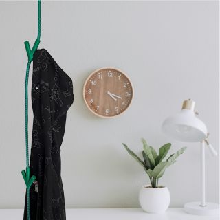 PURE - čistý.. Pureinspace - čistota prostoru. Věšák který dotvoří tvůj domov. Věšák který je vyroben v Česku. #homedesign...